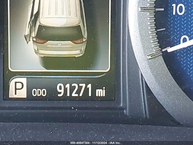 5TDYK3DC5FS679160 Toyota Sienna Xle 8 Passenger