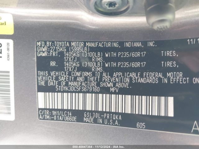 5TDYK3DC5FS679160 Toyota Sienna Xle 8 Passenger