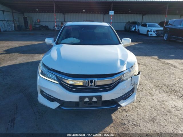 1HGCR3F95HA013215 Honda Accord Touring V6