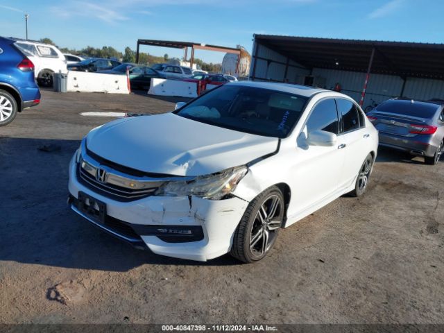 1HGCR3F95HA013215 Honda Accord Touring V6