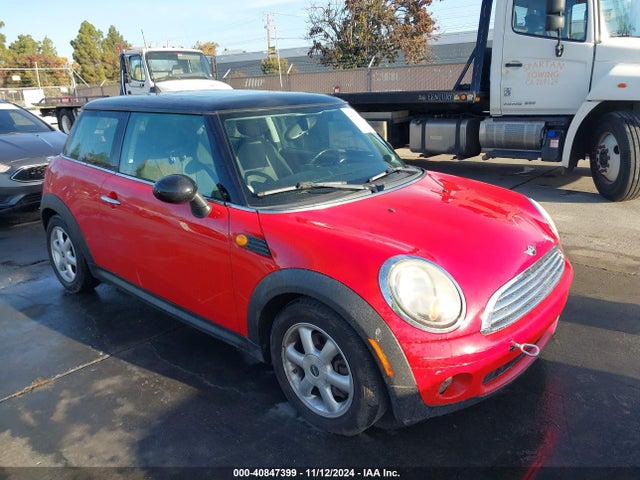 2010 MINI COOPER WMWMF3C5XATZ64109 Photo 5