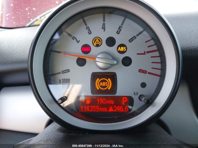 2010 MINI COOPER WMWMF3C5XATZ64109 Photo 6