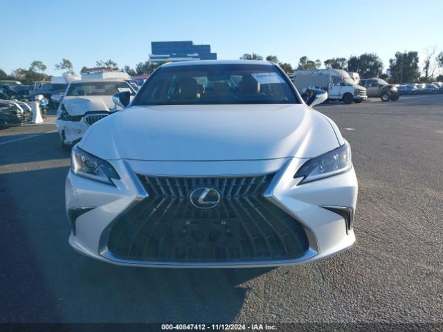58ACZ1B15RU161260 Lexus ES 350
