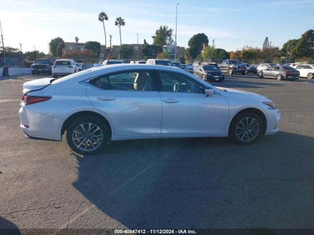 58ACZ1B15RU161260 Lexus ES 350