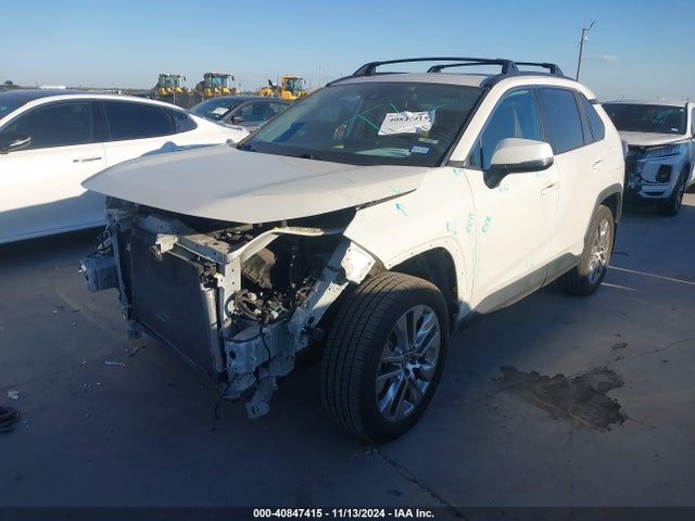 Toyota Rav4 Xle Premium 2021 2T3C1RFV9MW142429 Image 2