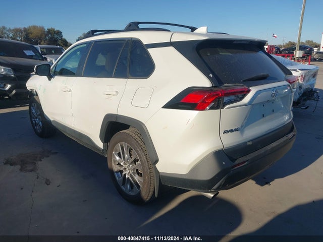 Toyota Rav4 Xle Premium 2021 2T3C1RFV9MW142429 Image 3