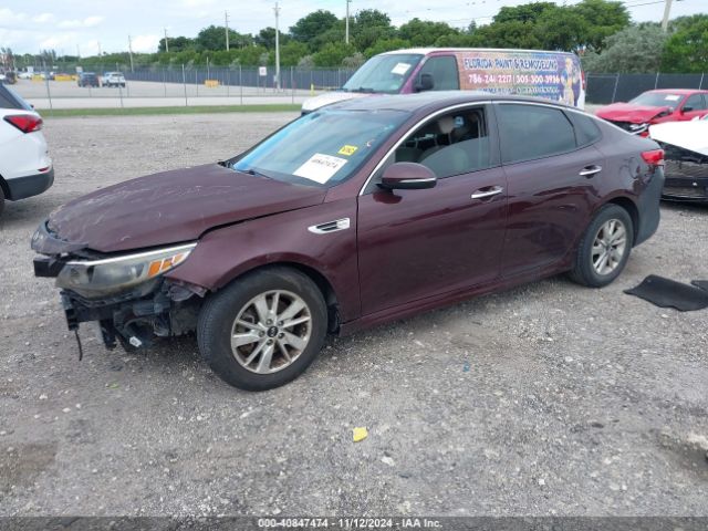 5XXGT4L38JG227696 KIA Optima Lx