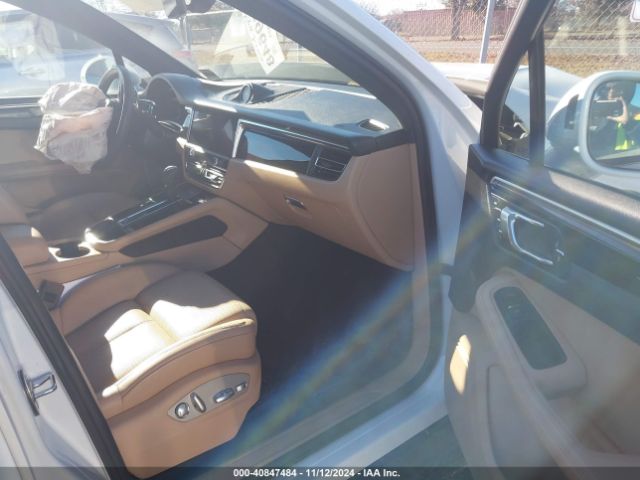 WP1AA2A58PLB05920 Porsche Macan T