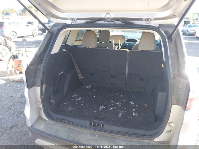 Ford ESCAPE SE 2018 1FMCU9GD7JUD39181 Image 8