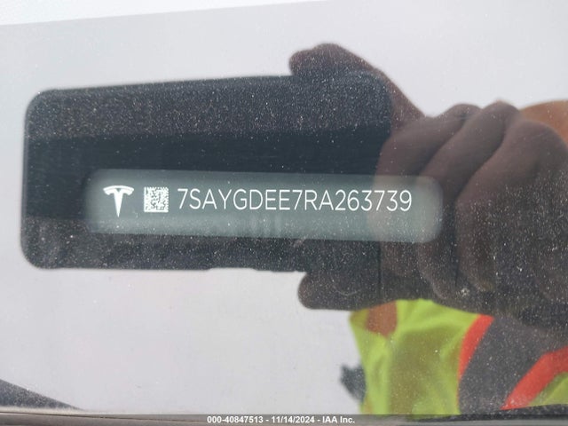 2024 TESLA MODEL Y 7SAYGDEE7RA263739 Photo 8