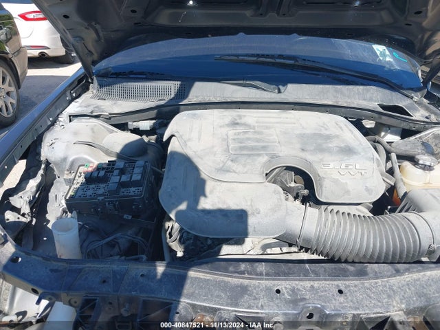 2C3CCABG6JH243771 Chrysler 300 S