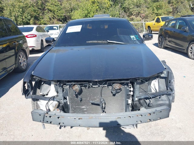 2C3CCABG6JH243771 Chrysler 300 S