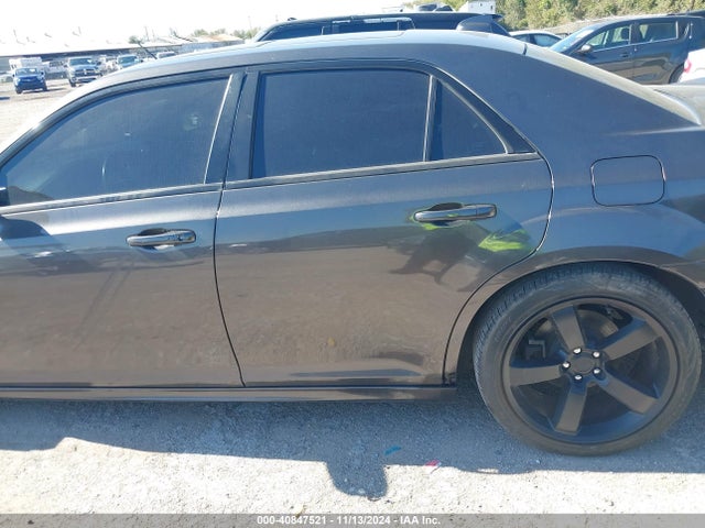 2C3CCABG6JH243771 Chrysler 300 S