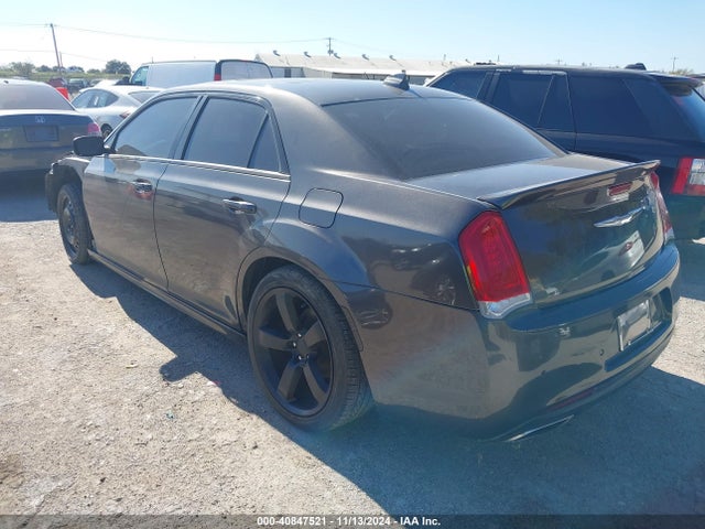 2C3CCABG6JH243771 Chrysler 300 S