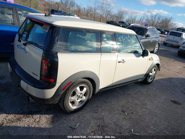 2009 MINI COOPER CLUBMAN WMWML33519TX35791 Photo 3