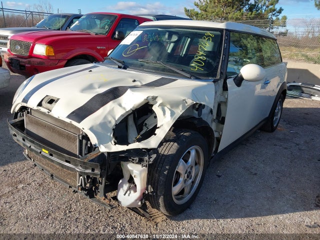 2009 MINI COOPER CLUBMAN WMWML33519TX35791 Photo 5