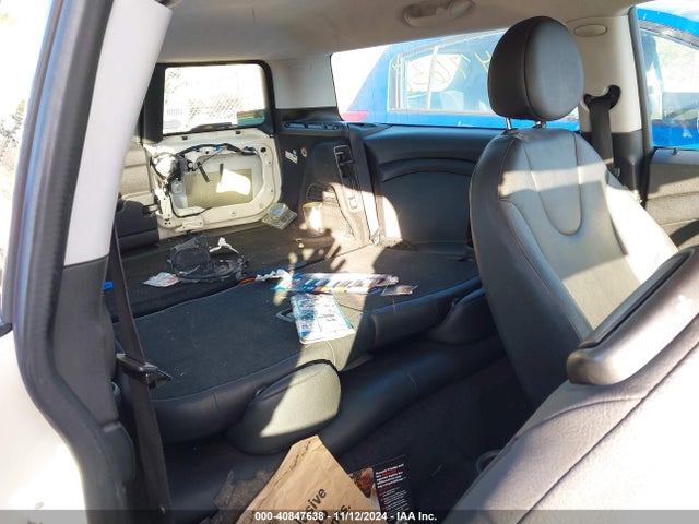 2009 MINI COOPER CLUBMAN WMWML33519TX35791 Photo 7