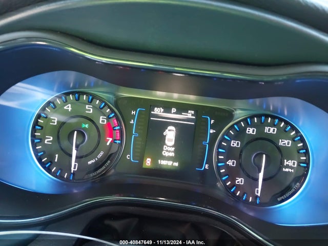 1C3CCCBB9FN568980 Chrysler 200 S