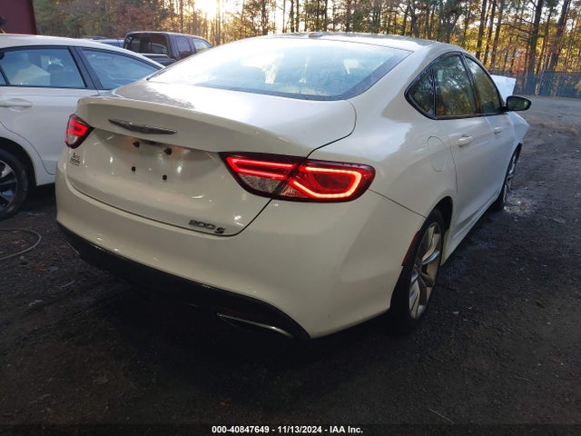 1C3CCCBB9FN568980 Chrysler 200 S