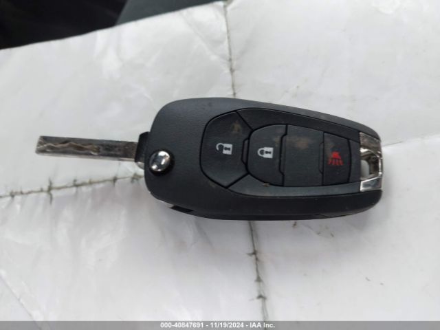 3GNCJNSB7LL193963 Chevrolet Trax Awd Ls