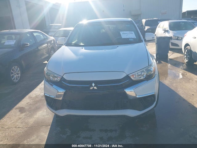 JA4AP3AU0JZ009422 Mitsubishi Outlander Sport 2.0 Es