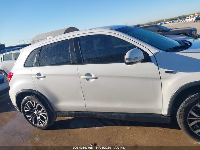 JA4AP3AU0JZ009422 Mitsubishi Outlander Sport 2.0 Es