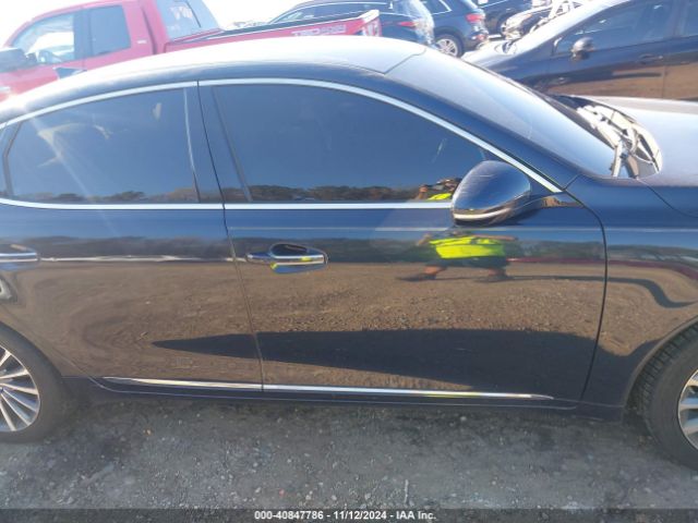 KNALB4J10H5046073 KIA Cadenza Premium