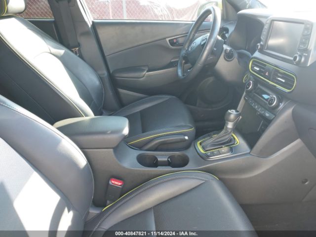 KM8K53A53LU558844 Hyundai Kona Ultimate
