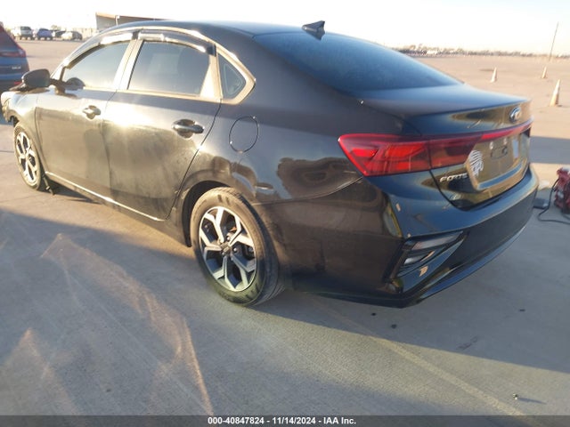 KIA Forte Lxs 2019 3KPF24AD0KE138421 Image 3