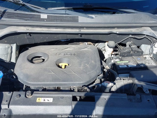 KNDJP3A53J7530211 KIA SOUL +