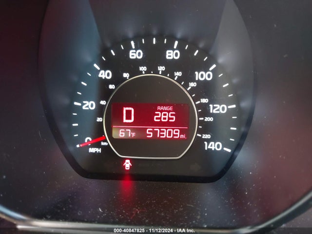 KNDJP3A53J7530211 KIA SOUL +
