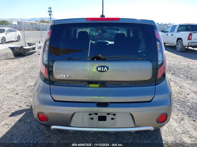 KNDJP3A53J7530211 KIA SOUL +