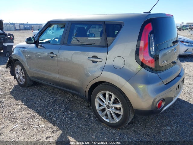 KNDJP3A53J7530211 KIA SOUL +