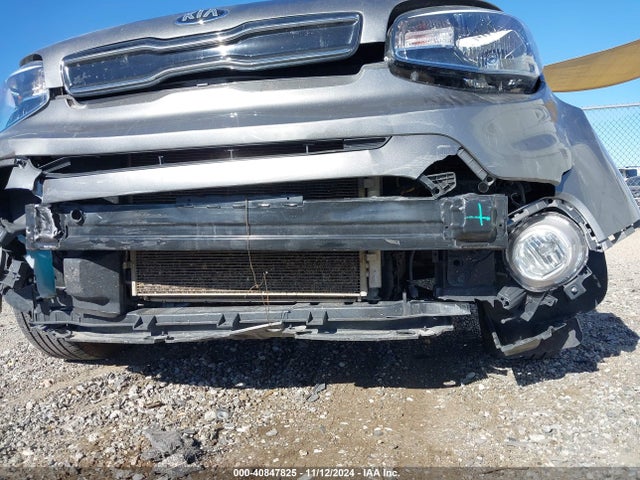 KNDJP3A53J7530211 KIA SOUL +
