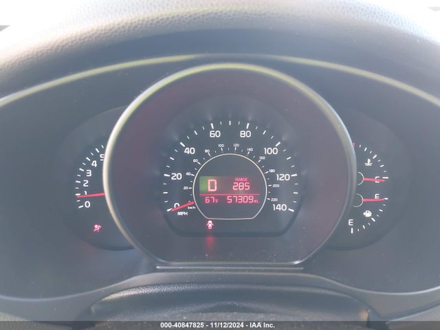 KNDJP3A53J7530211 KIA SOUL +