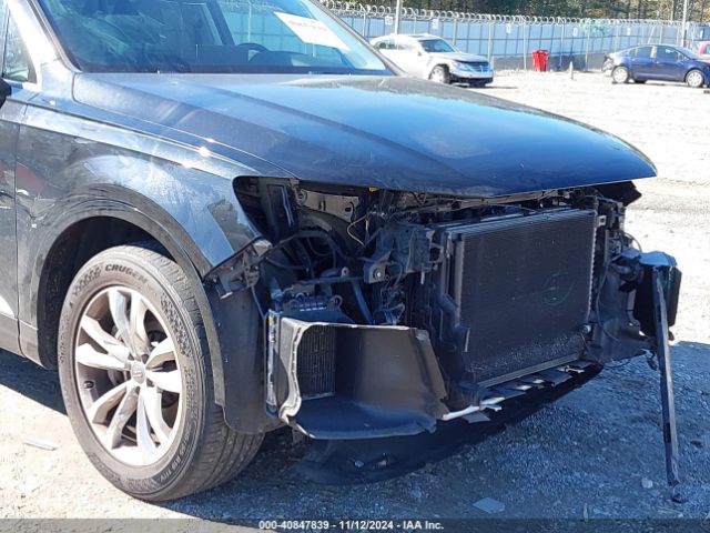 WA1LAAF79JD032986 Audi Q7 3.0t Premium