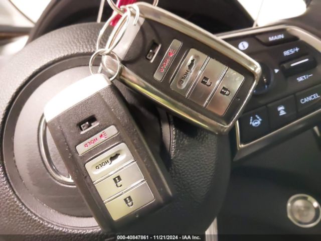 5J8TC2H77KL043240 Acura Rdx Advance Package