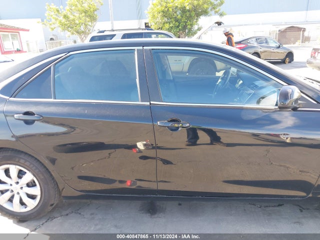 4T1BD1FK0FU153311 Toyota Camry Hybrid Le