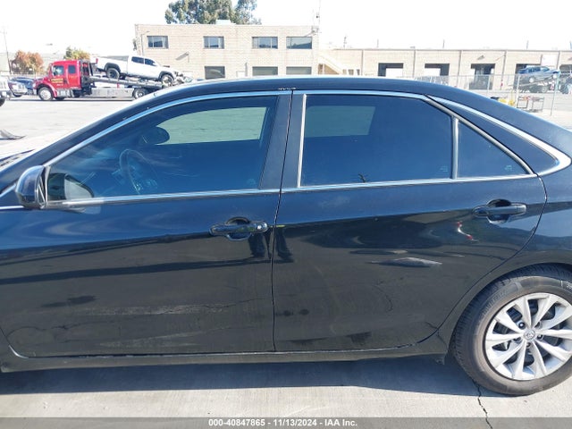 4T1BD1FK0FU153311 Toyota Camry Hybrid Le