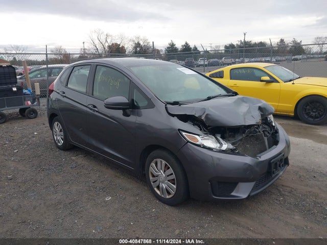 Honda FIT LX 2015 3HGGK5H50FM738085 Image 1