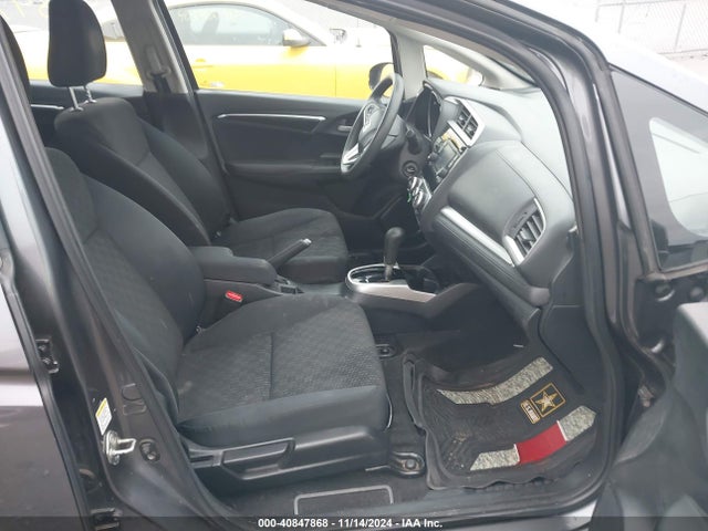 Honda FIT LX 2015 3HGGK5H50FM738085 Image 5