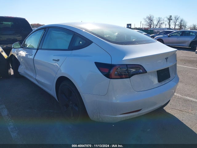 2023 TESLA MODEL 3 5YJ3E1EA6PF432139 Photo 2