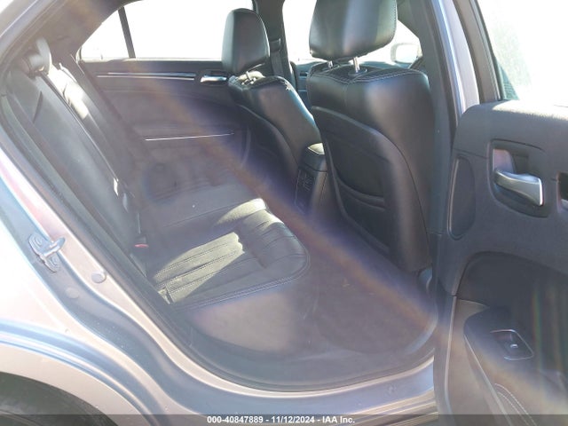 2C3CCABG6JH266533 Chrysler 300 300s