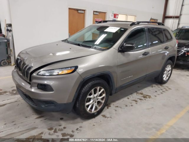 1C4PJMAB5GW246889 Jeep Cherokee Sport
