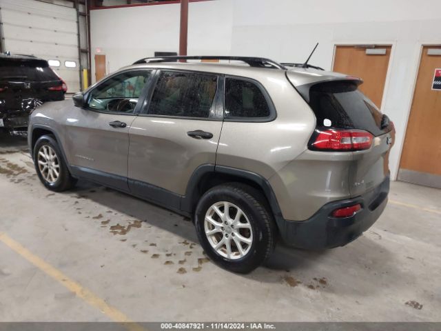 1C4PJMAB5GW246889 Jeep Cherokee Sport