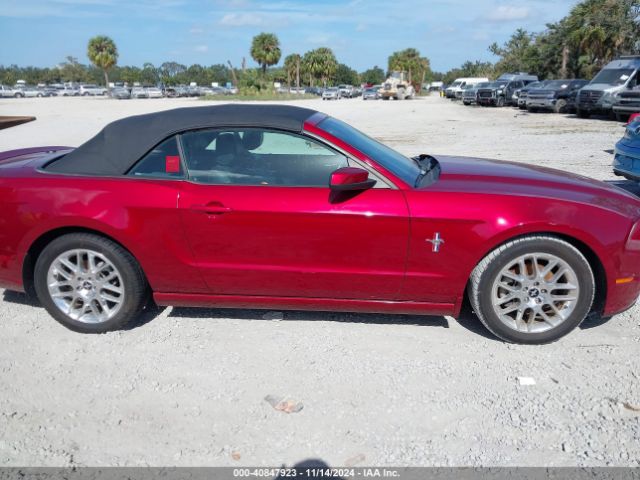 1ZVBP8EM3E5321200 Ford Mustang V6 Premium