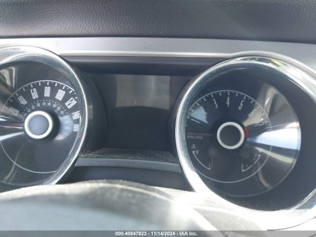 1ZVBP8EM3E5321200 Ford Mustang V6 Premium
