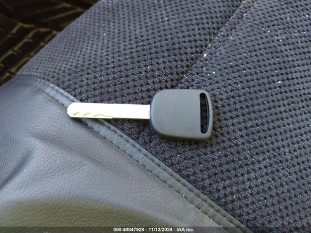 19XFC2F6XKE048608 Honda Civic Lx