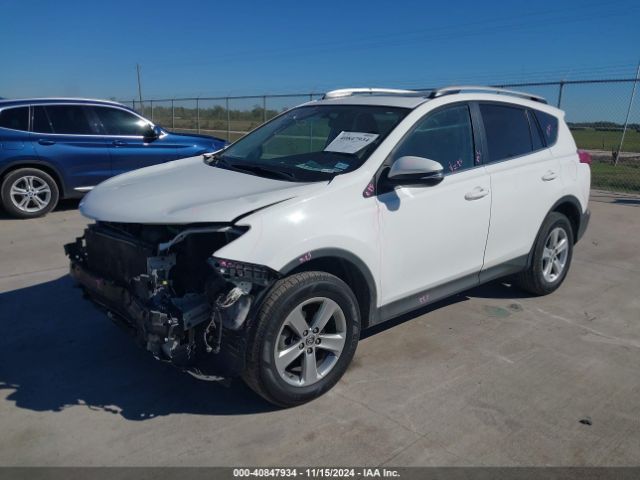 2T3WFREV3FW189930 Toyota Rav4 Xle