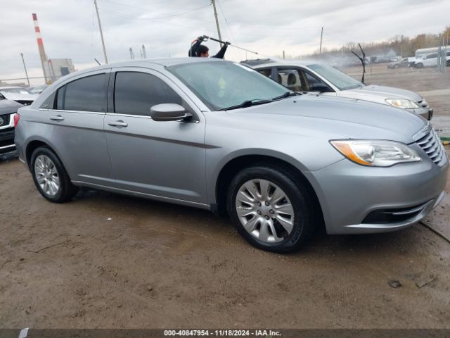 1C3CCBAB1EN123594 Chrysler 200 LX